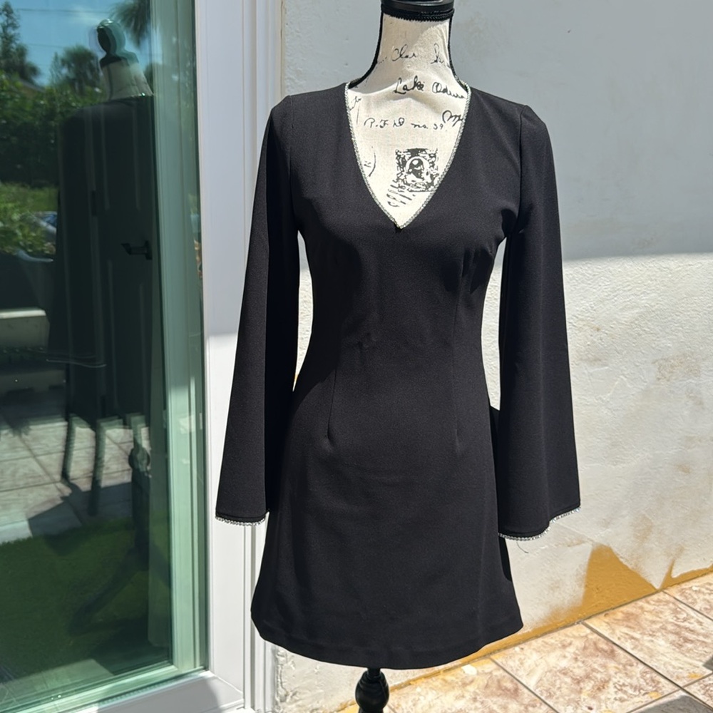 Donna Morgan Elegant Black V-Neck Dress with fake diamonds on neckline & sleeves